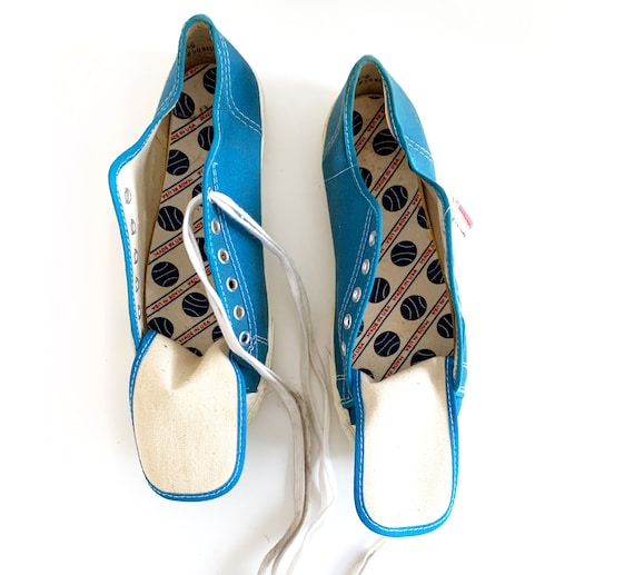 Vintage 60s Canvas tennis shoes Woolworth mens de… - image 4