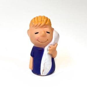 Vintage Linus jordnötter minifigur Charlie Brown Snoopy leksakssamlare