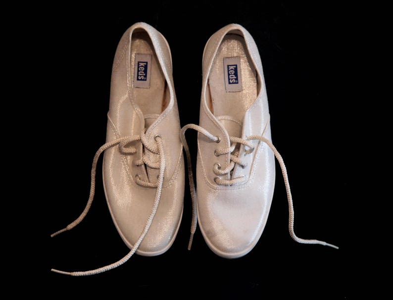 Vintage 80er Jahre Keds Schuhe Leinwand Silber glitzernden Khaki natürliche Frauen 7 Vintage 80er Jahre Keds Schuhe Leinwand Silber glitzernden Khaki natürliche Frauen 7