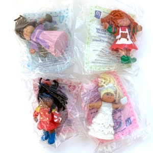 Vintage CABBAGE PATCH KIDS complete set sealed mcdonalds happy meal 1992