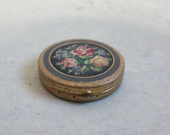 1950s Floral Needlepoint Compact