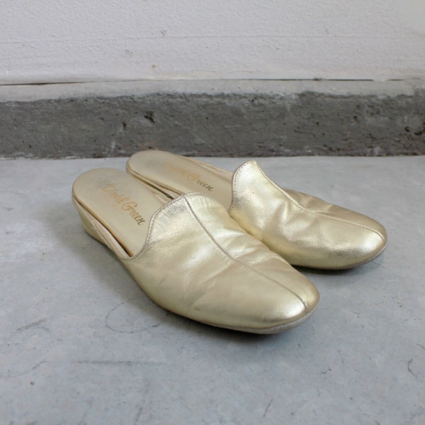 1960s Gold Mule Slippers by Daniel Greene Size 5.5