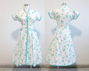 1950s Floral Zip Housedress by Valley Frocks | 26" in waist