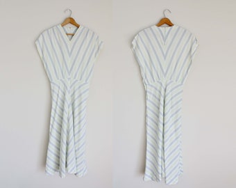 1940s Chevron Striped Dress | Extra Small 24" inch waist