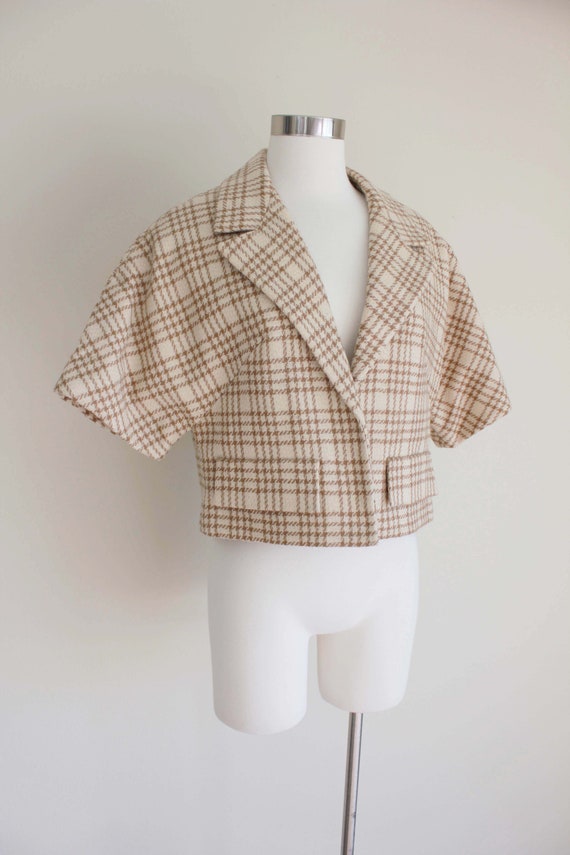 1960s Cropped Tartan Houndstooth Swing Jacket by Juni… Gem