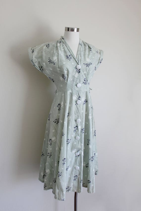 white shirtwaist dress