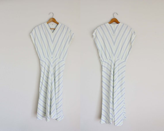 1940s Chevron Striped Dress | Extra Small 24" inch