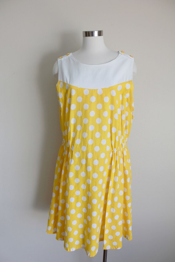 1960s Yellow Polka Dot Shift Dress | 40" inch wai… - image 2