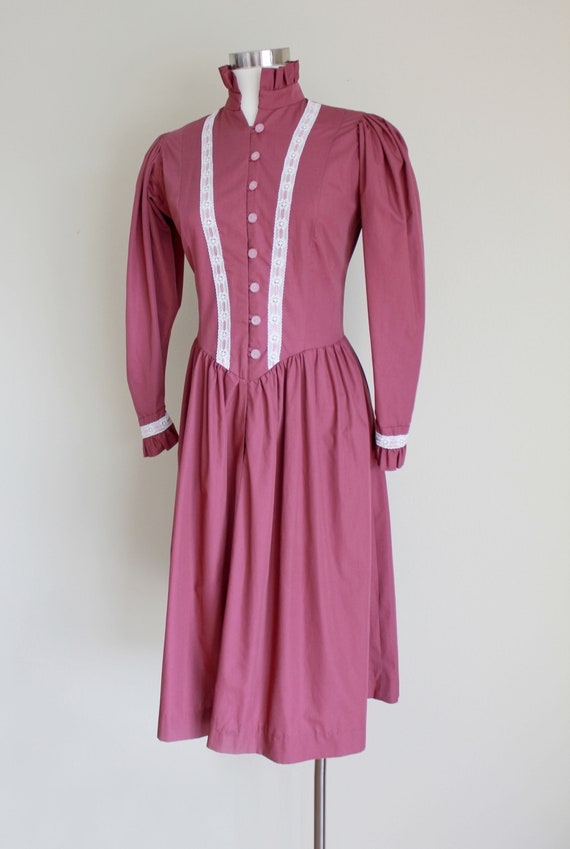 1970s Dark Mauve Puff Sleeve Prairie Dress | Gunn… - image 4