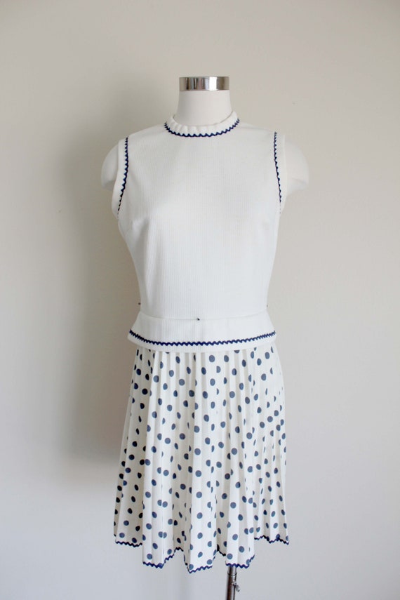 1960s Cream White Sleeveless Polka Dot Dress by J… - image 2