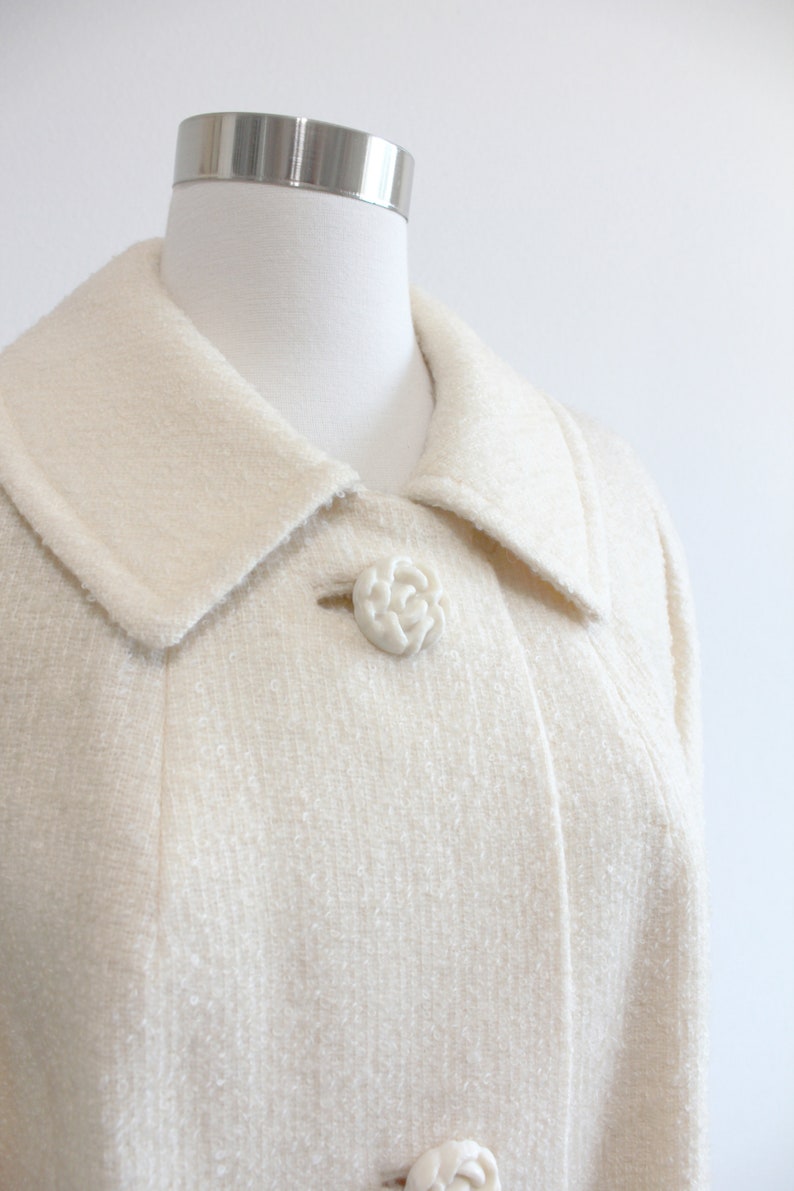 1960s Cream Boucle Knit Swing Coat Medium image 5