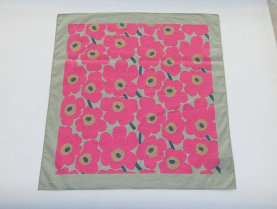 MARIMEKKO Unikko Small Gavroche Cotton Scarf, Arti