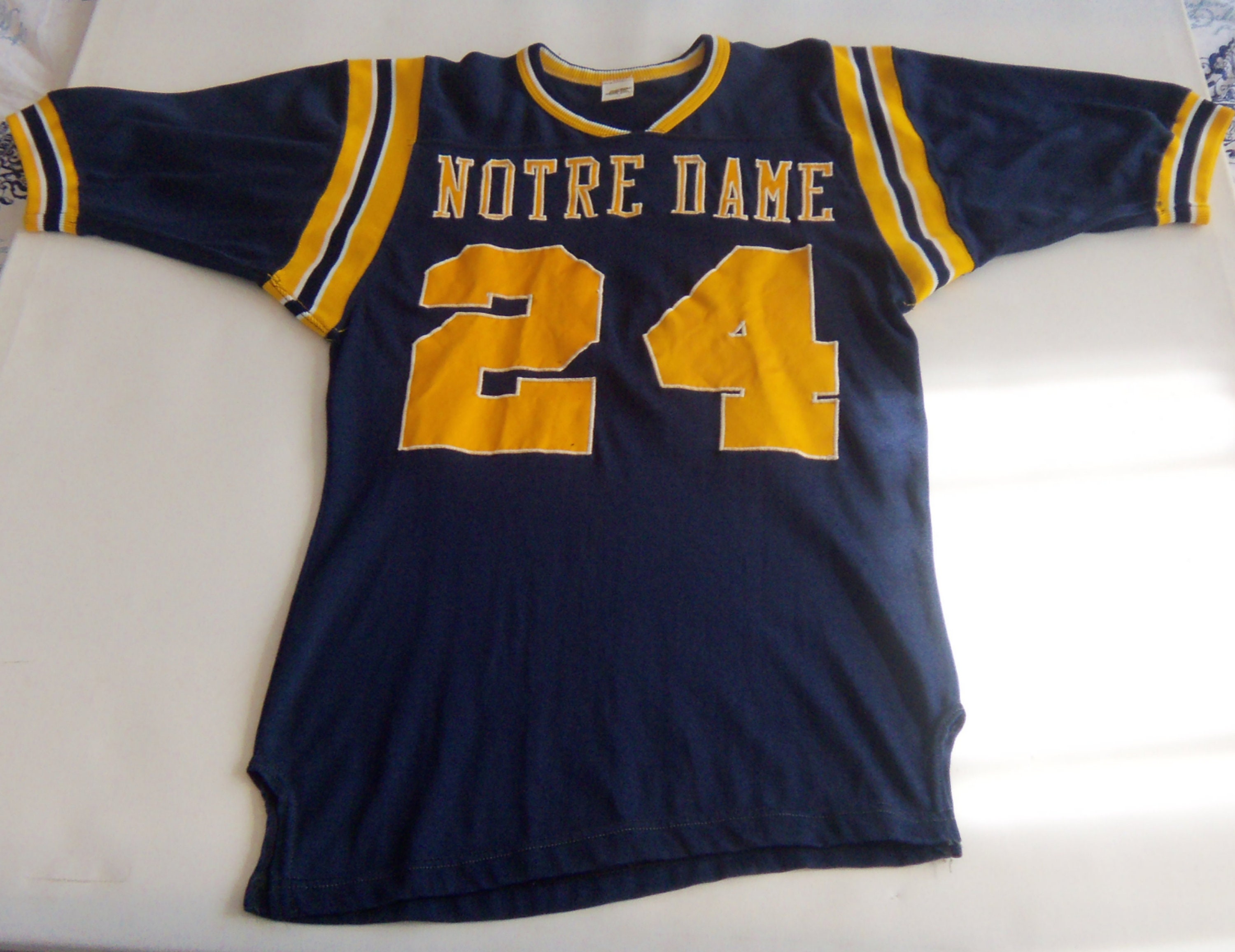 Hot] Custom Notre Dame Fighting Irish Basketball Jersey