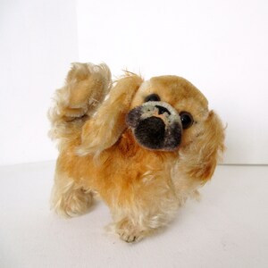 Vintage Steiff Mohair RARE Peky Pekingese dog, Swirl Head, stuffed, Jointed, 5&quot;, with a flaw