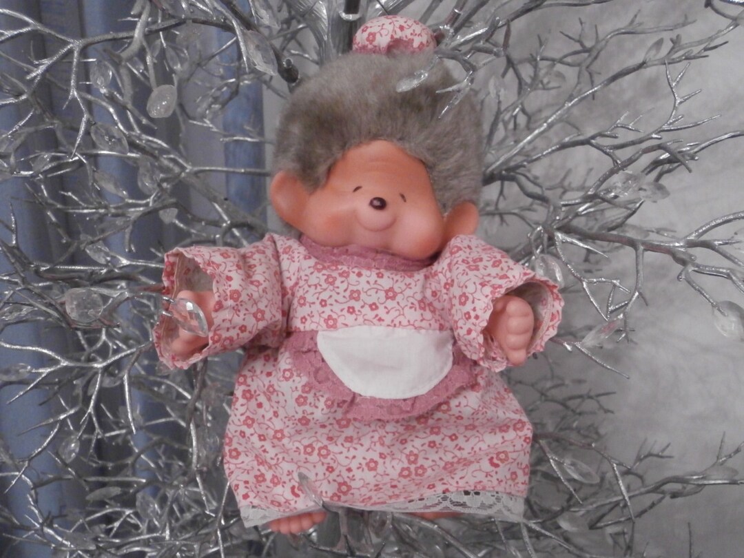 maxico です。Granny Sweet Seller Doll 《G Amazon.com: BANDAI SE23315 Monchhichi Mamie Plush-Granny 20