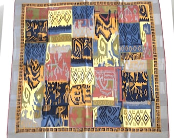 Foulard vintage en soie Christian Fischbacher, motif tribal autochtone