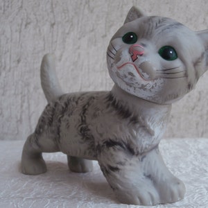 WOW! GOEBEL Rubber Squeak Cat Squeeze Toy, W.GOEBEL 7581, Made in West Germany 1958-1964&#39;s Highly Collectible Hard to Find, Signed Logo Bee