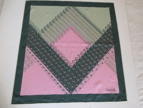 Foulard Carré Vintage En Soie - Style Gavroche, Motif Géométrique Multicolore, Occasion En Bon état