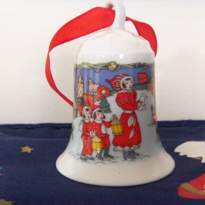 WEIHNACHTSGLOCKE, HUTSCHENREUTHER Porzellan Ornament von Ole Winther 1996&#39;In The Castle&#39;&#39; Limitierte Auflage seit 1978