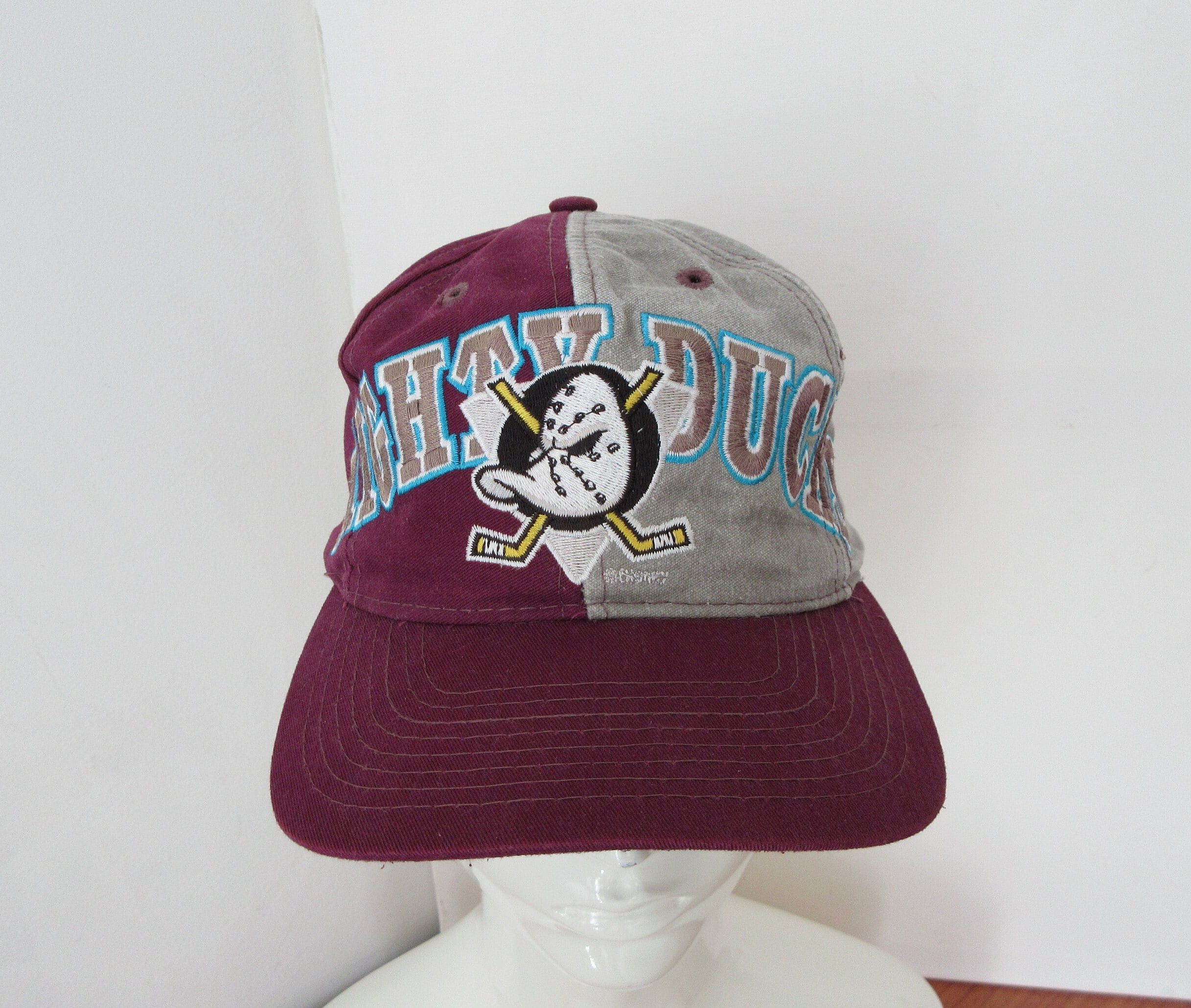 1991s MIGHTY DUCKS Anaheim Cap Vintage Pro One Snapback NHL 1991s MIGHTY DUCKS Anaheim Cap Vintage Pro One Snapback NHL