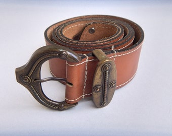 VTG Usmeco Paris Couture Leather Buckle Riveted & Mesh Bling  display picture 1