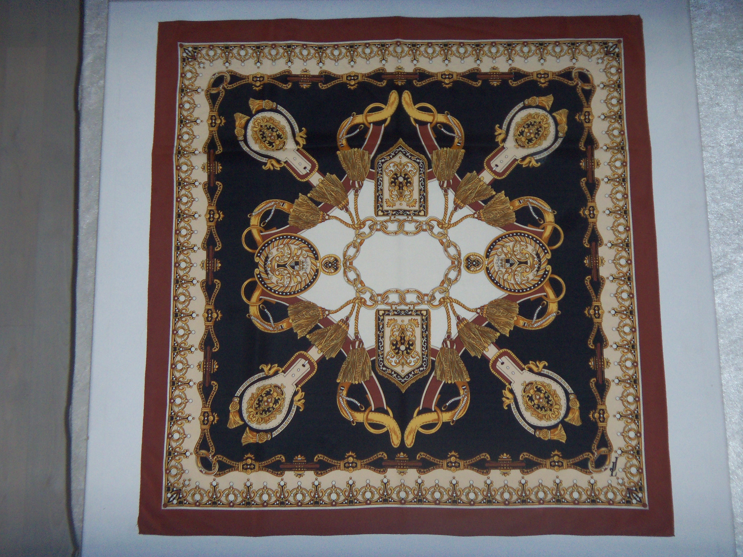 Foulard Vintage JL JAMMERS & LEUFGEN En Soie - 87x88 Cm, Noir, Occasion