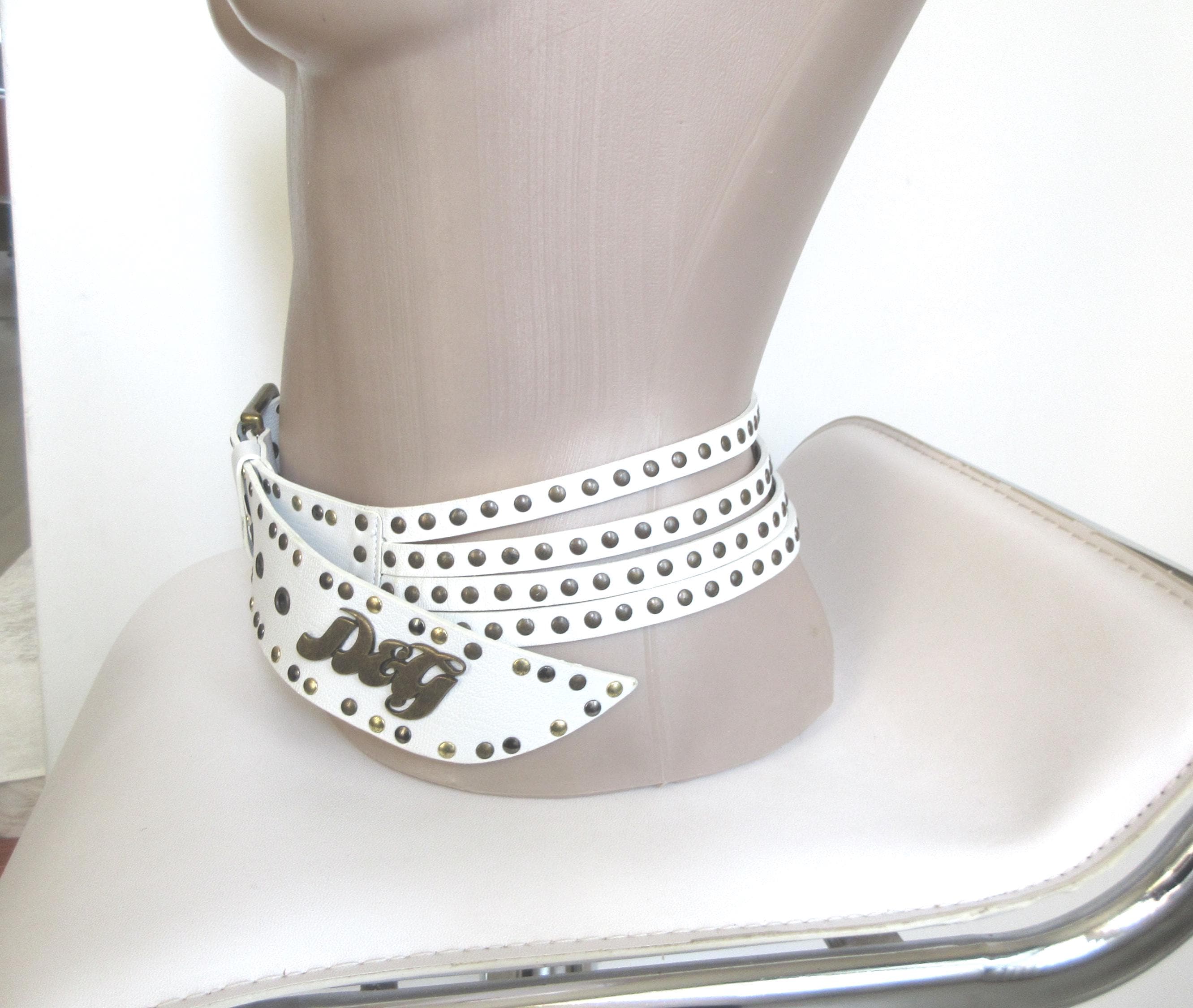 Y2K Dolce & Gabbana Studded Leather Belt: Italian Fashion  display picture 3