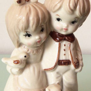 CAPODIMONTE NUOVA Porcelaine Glazed Figure,Brother&Sister w/ Pets,Made in Italy