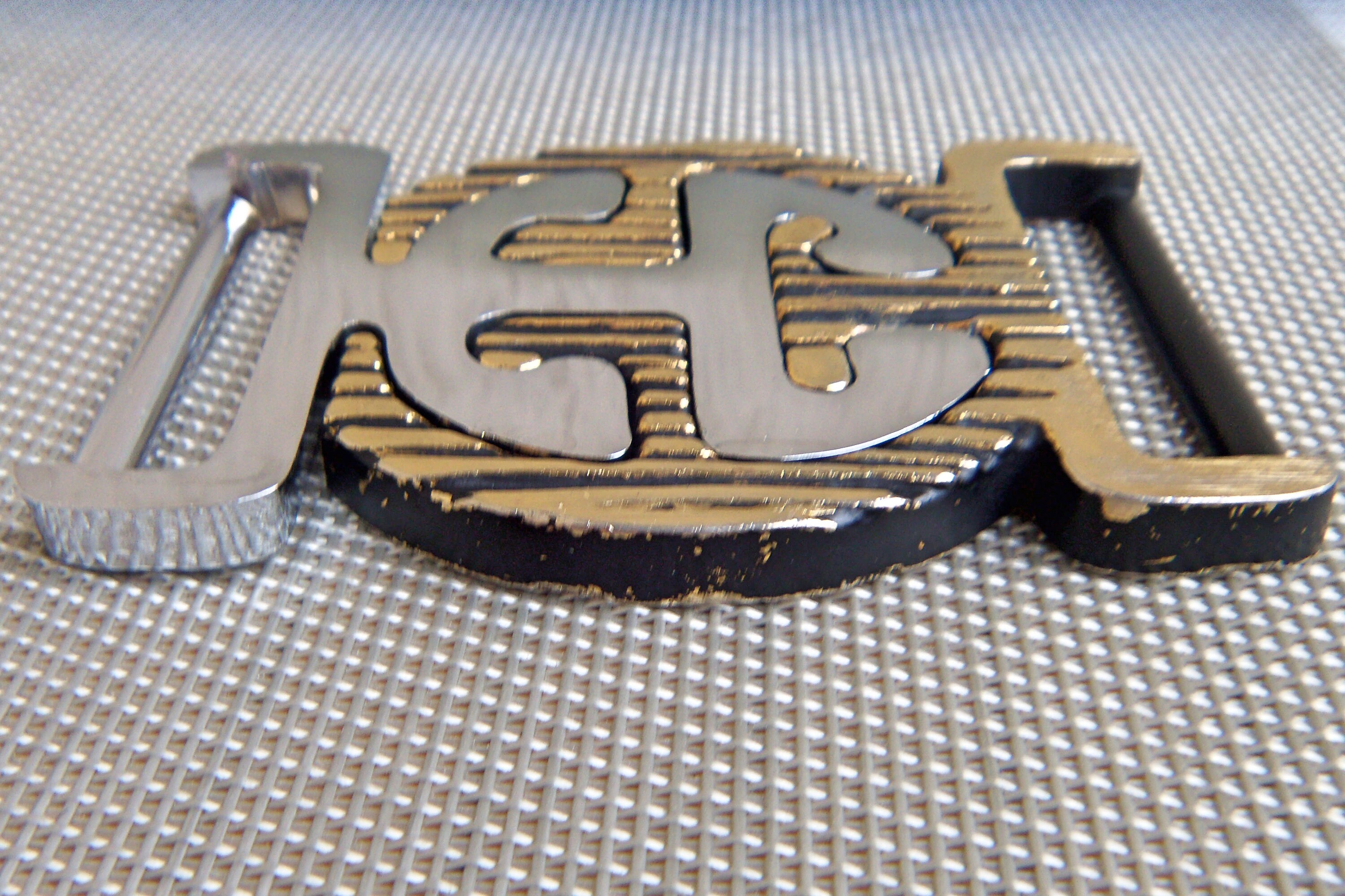 Rare Enrico Coveri Logo Buckle Silver & Bronze Color Disco  display picture 1