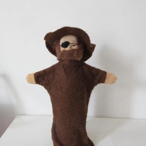 1960s i-Kunstlerpuppe Hand Puppet Curt Meissner Studio Artist Hand Made OOAK East German Dresdner Puppet DDR Pirate Character Puppet Rover