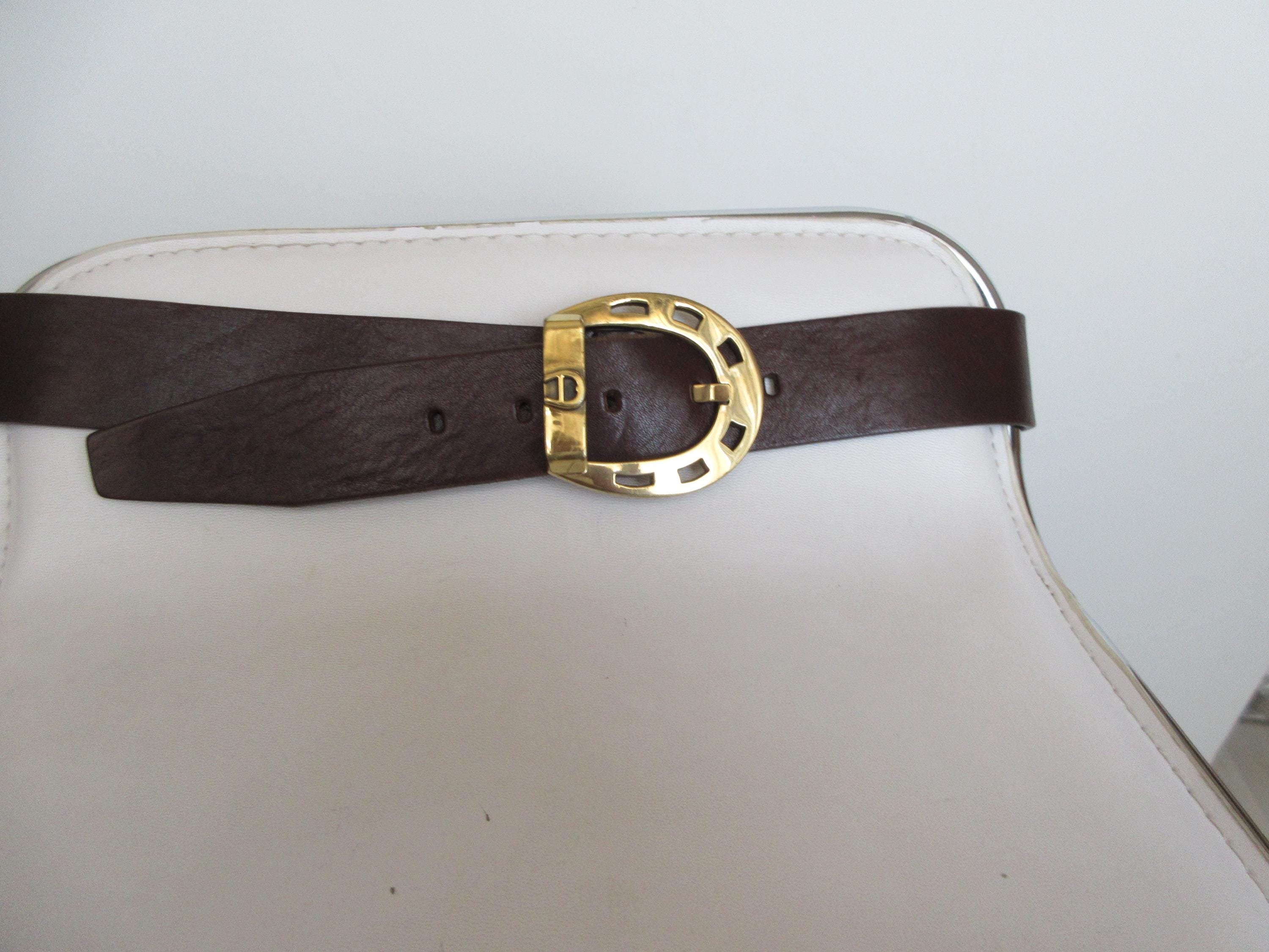 Vintage Etienne Aigner Leather Belt: Maroon With Gold Tone  display picture 2