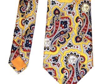 Rare French Twill Silk Necktie: Lucien Barriere Paisley Tie