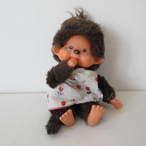 FUTAGONOMONCHHICHI SEKIGUCHI 1974&#39;s Made in Japan, Sucking Pacifier Monchichi Monchhichi Monkey Girl Doll モンチッチ,20 cm .tallAuthentic Dressed