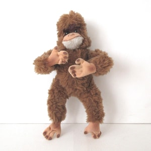 Vintage Hermann JOCKO Chimpanzee Plush: West German Collectible Toy