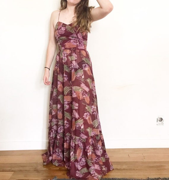 Vintage 1970s floral maxi dress with lace trim