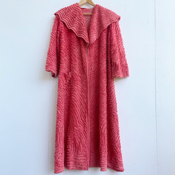 Vintage 1940s chenille robe dressing gown