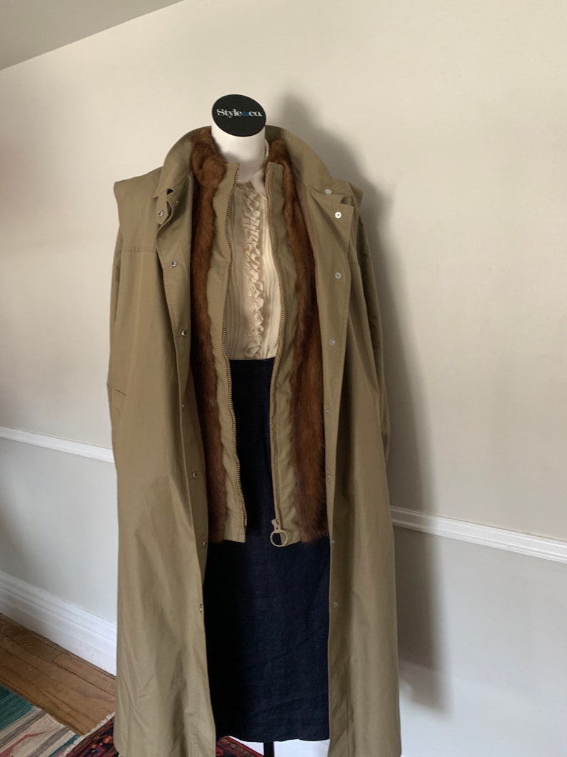 Vintage Kahnert 2 Piece Khaki /& Fur Trench Size Medium