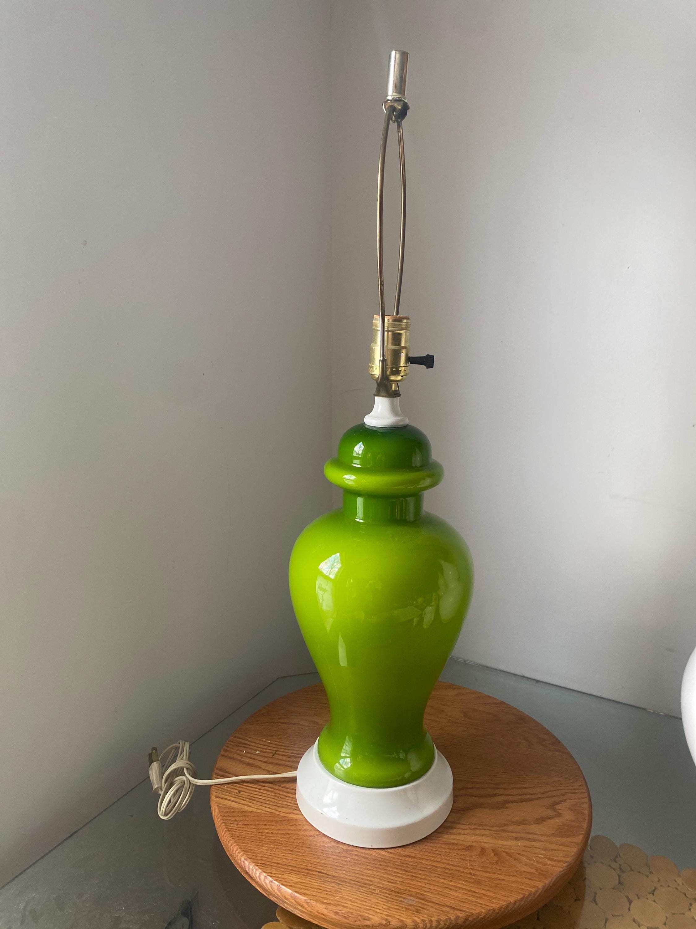 MCM Medium Avocado Glass Ginger Jar Ceramic Tri Lite Table Lamp No
