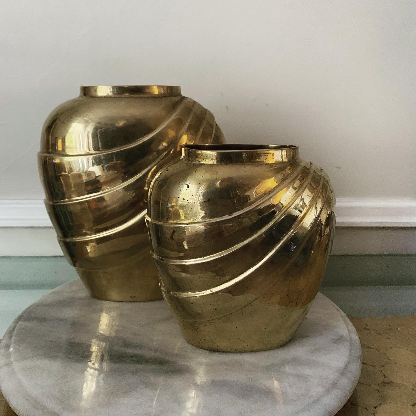 Paire De vases Rétro