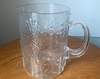 MCM Klare finnische FLORA Oiva Toikka Nuutajarvi Iittala geprägte Glaskrug