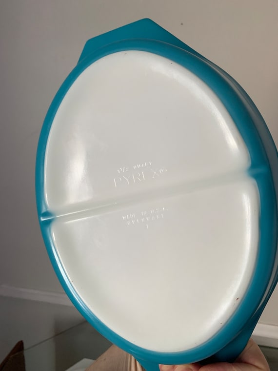 Vintage Pyrex Horizon Blue Divided Oval Casserole Dish With Lid