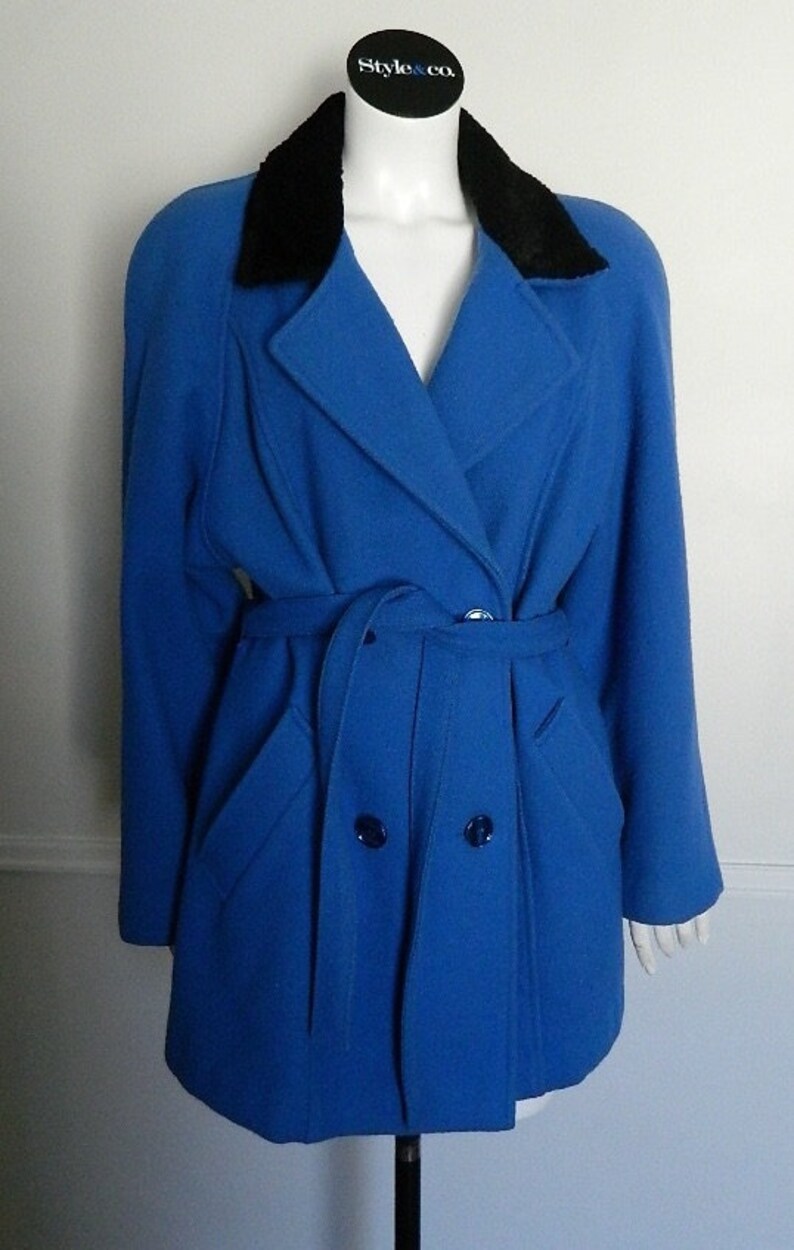 Retro Periwinkle Pure Short Double Breasted Ladies Wool Belted Coat Size Medium