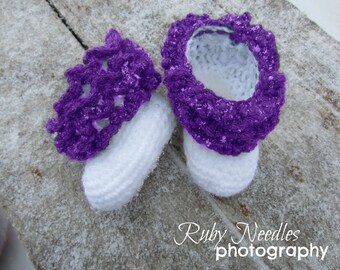 Crochet PATTERN - Chloe Ruffle Boot - 5 Sizes!