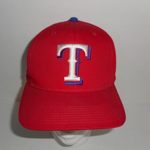 Vintage 90s Texas Rangers Red Snapback Cap Hat