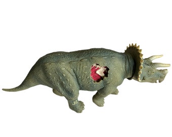 Vintage 1993 Jurassic Park Triceratops Dinosaur JP08 Figure Toy