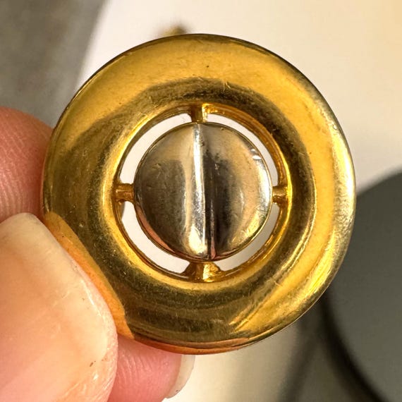 Vtg Round Two Tone Rivet Button Stud Earrings Gol… - image 4