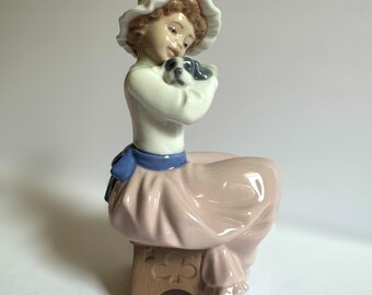 Vtg NAO By Lladro A Big Hug Girl With Puppy Dog Figurine Spain #1049 Cottagecore