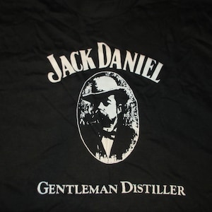 Vintage 80s Jack Daniel Gentleman Distiller T-Shirt Fits Medium