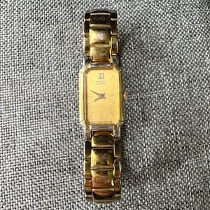 Vintage Seiko Quartz Women&#39;s Wrist Watch Gold Tone 2E20 6249 Japan Need Battery
