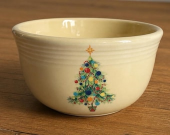 Vintage Fiestaware Christmas Tree Gusto Bowl Ivory Butter Yellow Homer Laughlin